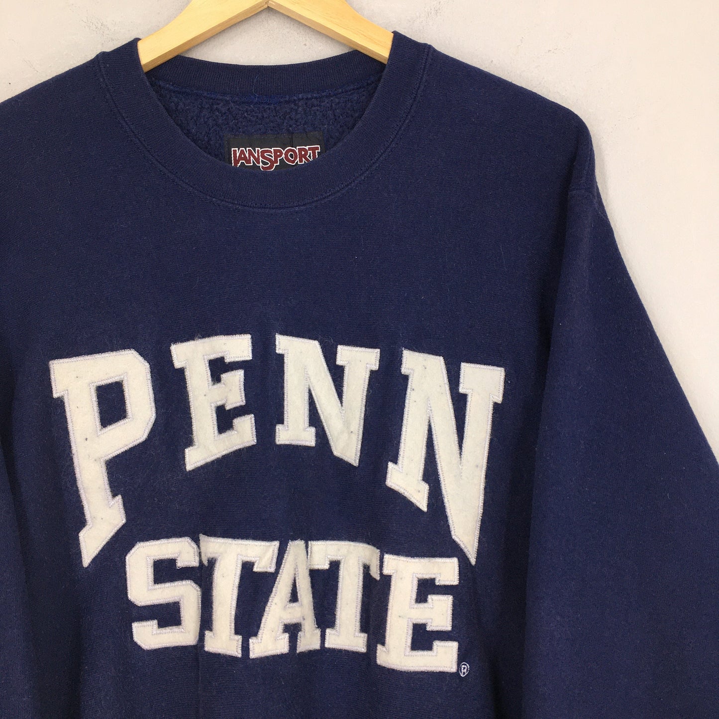 The Pennsylvania Penn State University Blue Sweatshirt Large