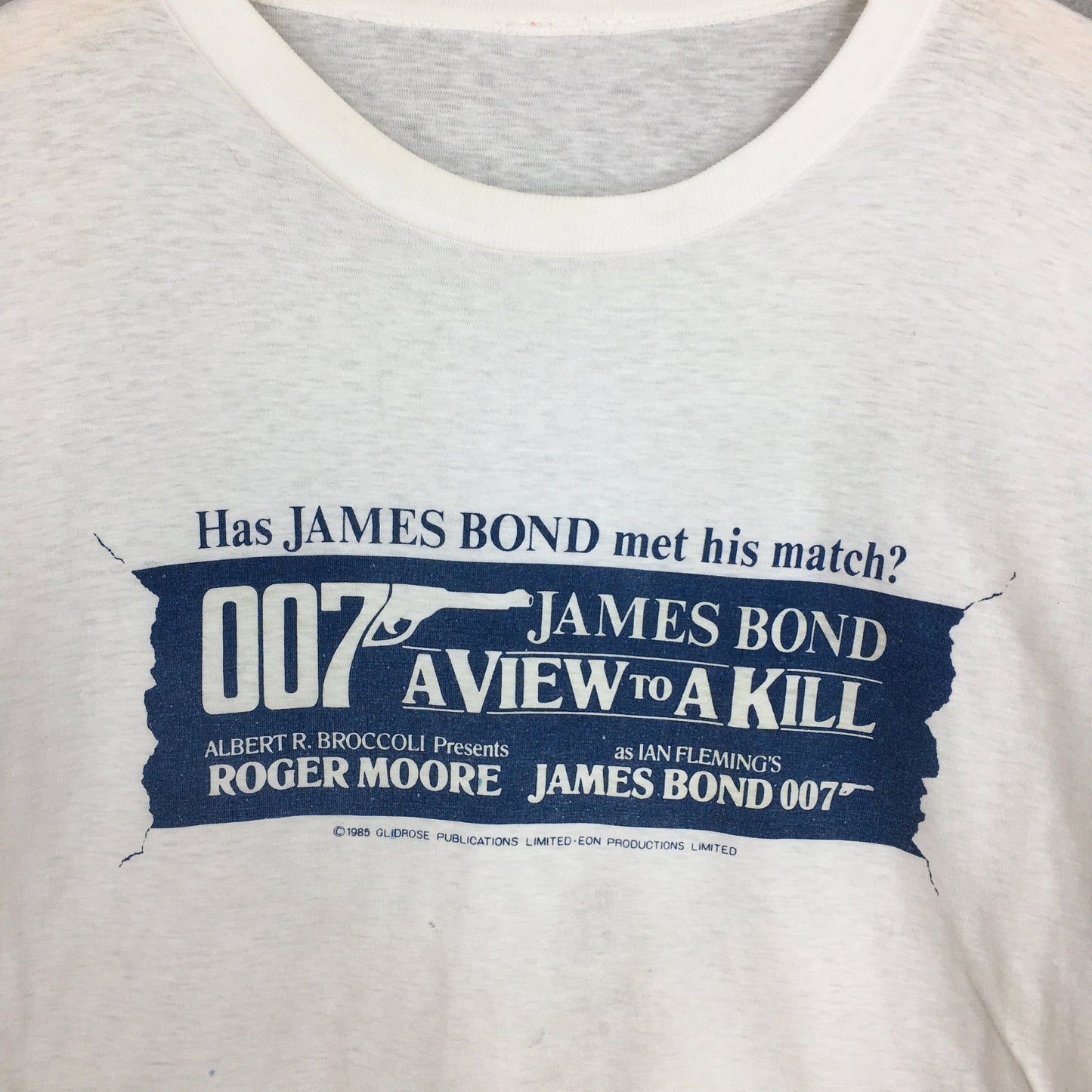 James Bond 007 Thriller Action Movie Tshirt Medium