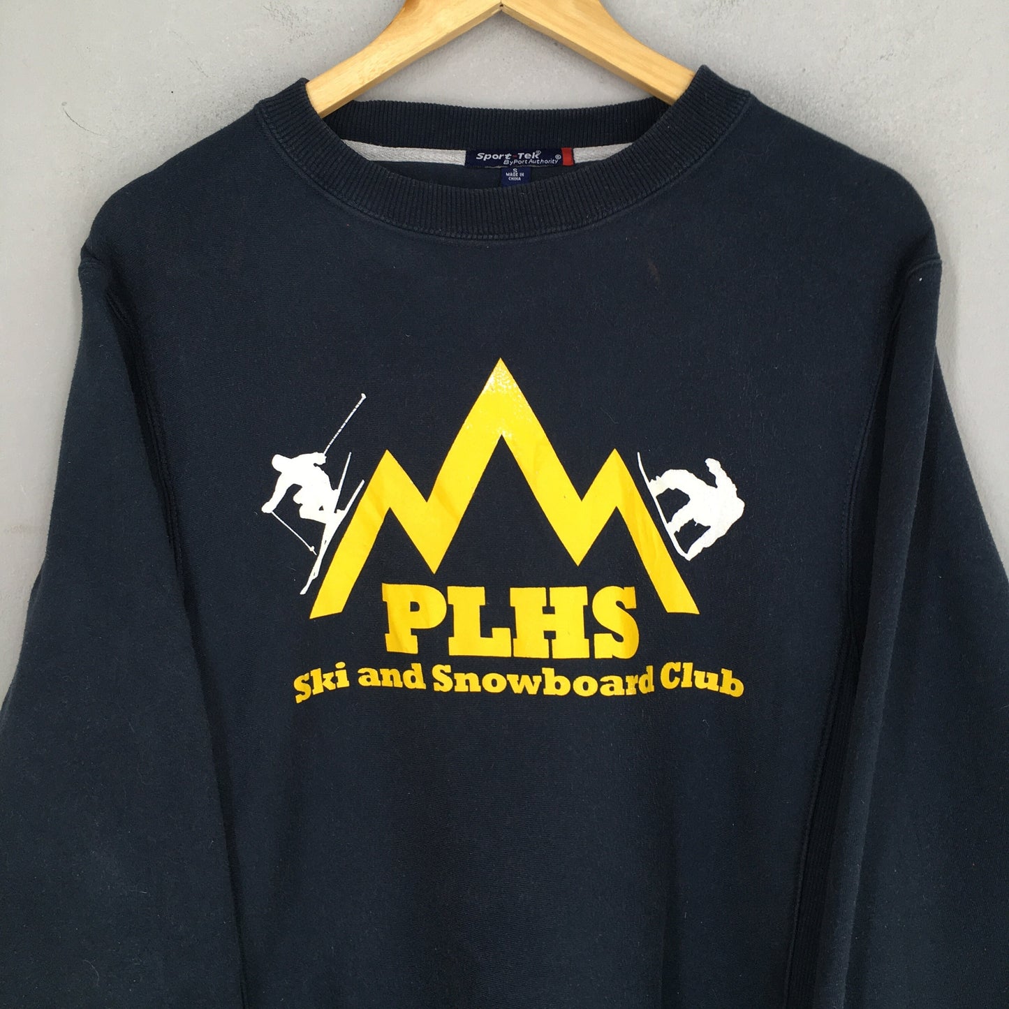 PLHS Ski And Snowboard Black Sweatshirt Small