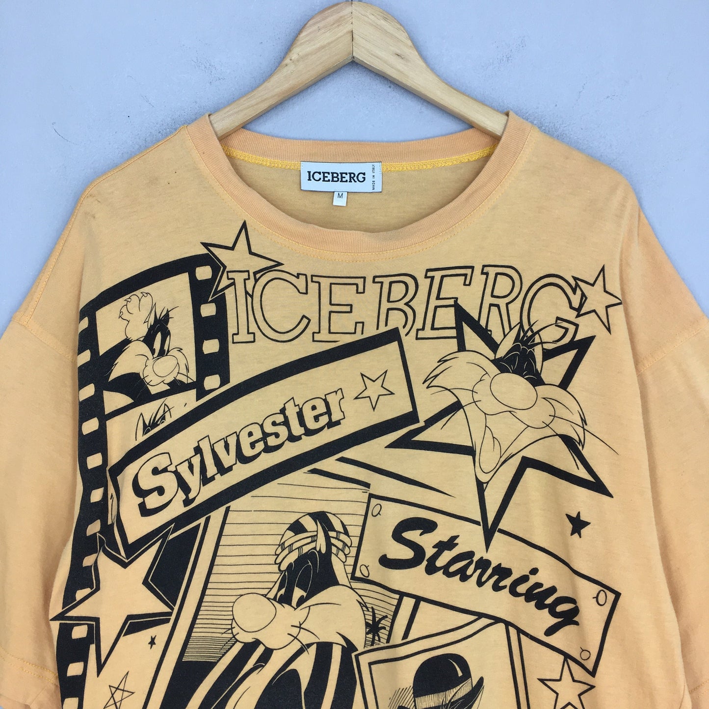 Iceberg Italy Sylvester Cartoon Tshirt Medium