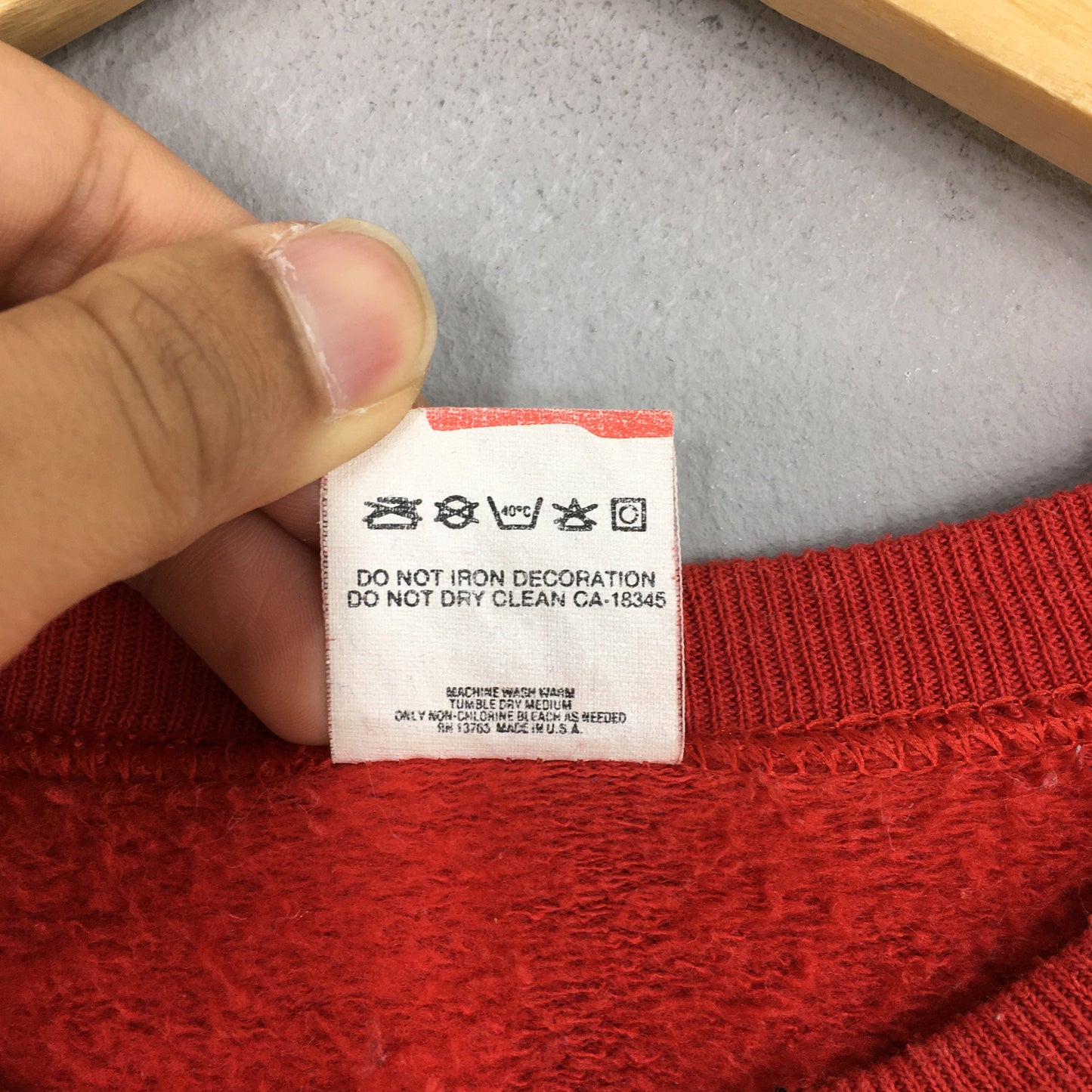 Cleveland Institute Red Sweatshirt XLarge