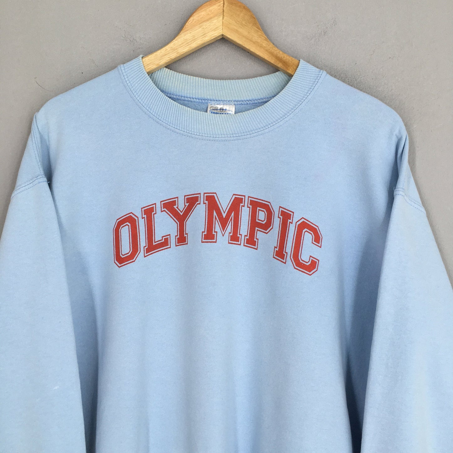 Olympics Summer Games Sweatshirt Medium