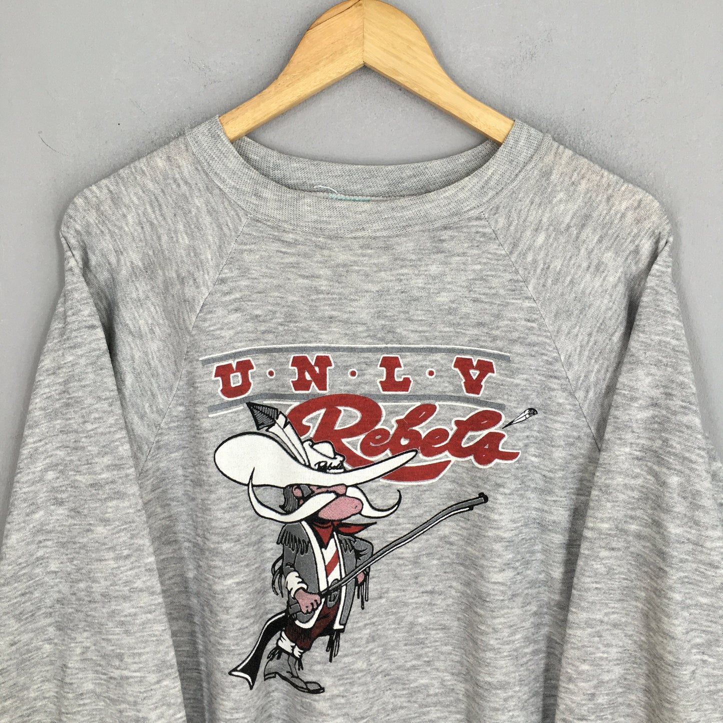 University Nevada Rebels Sweatshirt XLarge