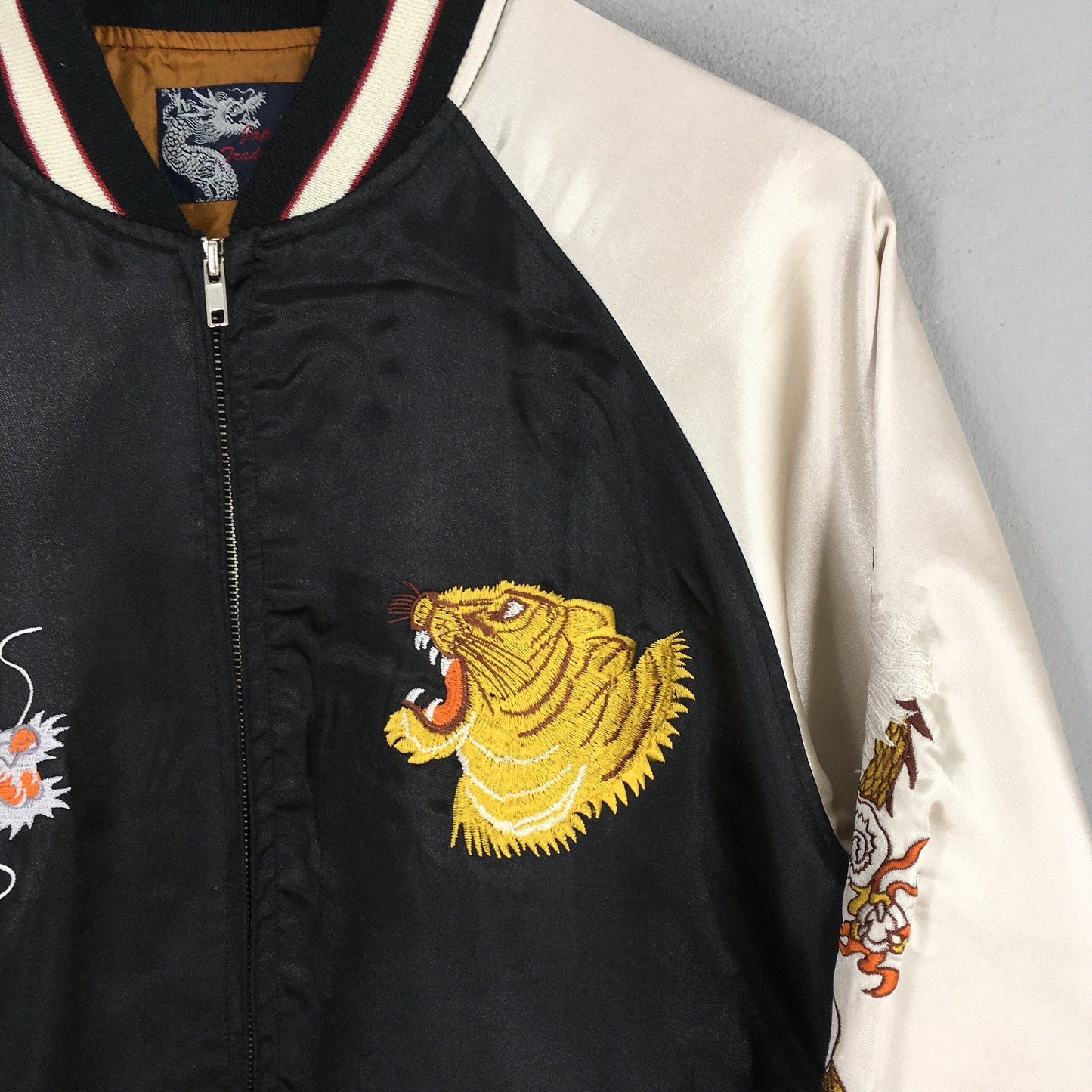 Sukajan Dragon Tiger Black Souvenir Jacket Large