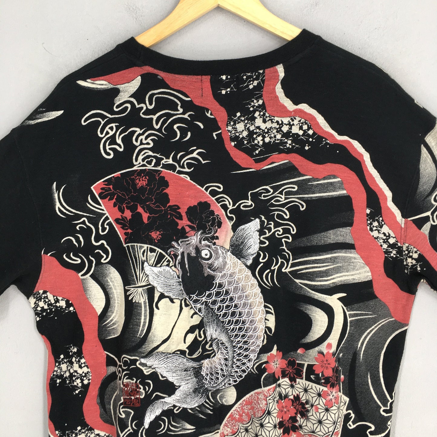 Fish Koi Japanese Culture Sukajan Black T shirt XXLarge