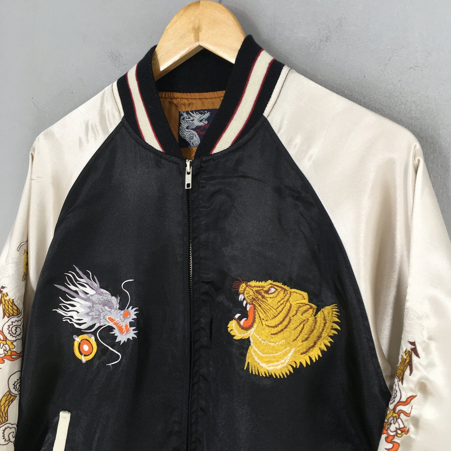 Sukajan Dragon Tiger Black Souvenir Jacket Large