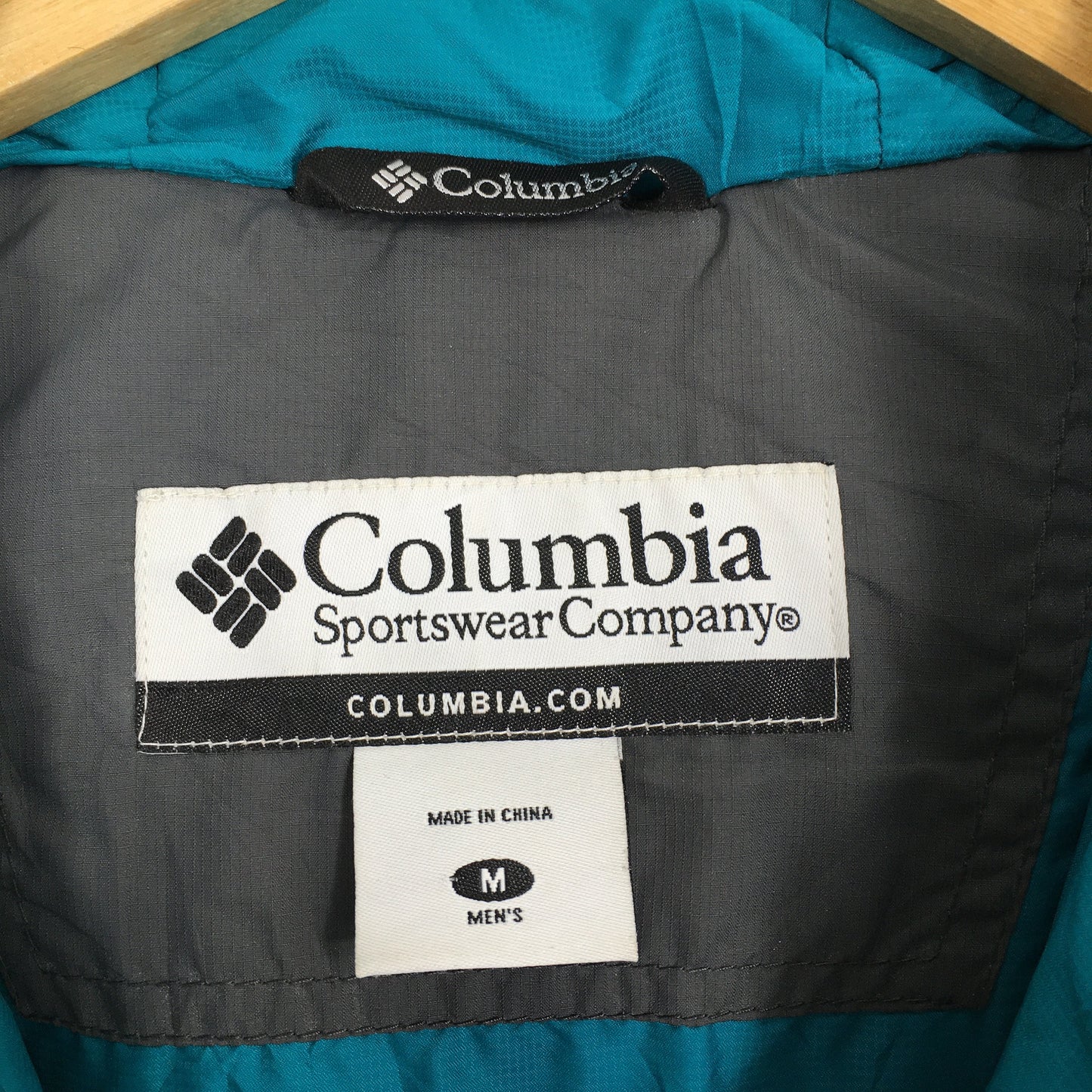 Columbia Hoodie Black Puffer Jacket Medium