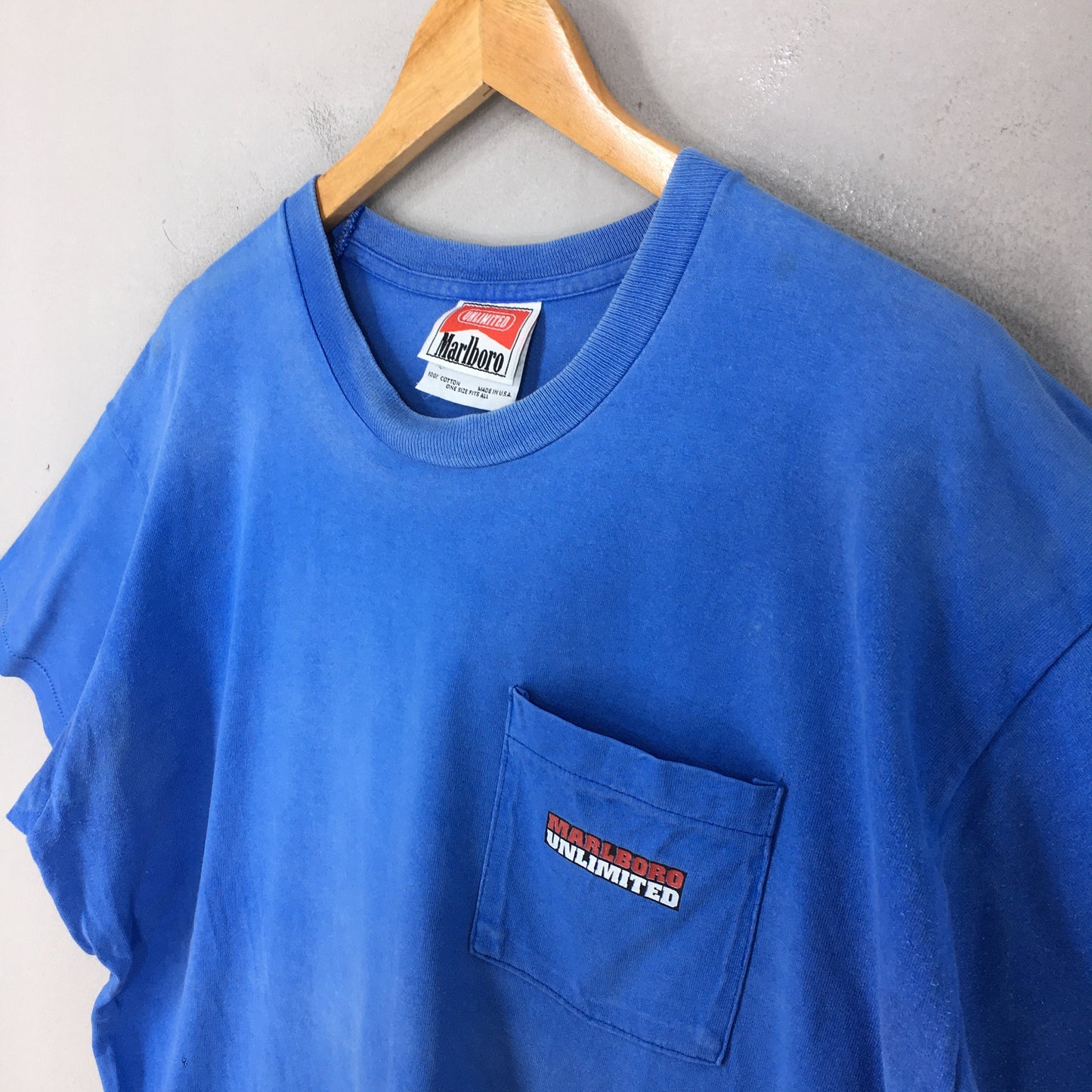 Marlboro Unlimited Blue T shirt Large