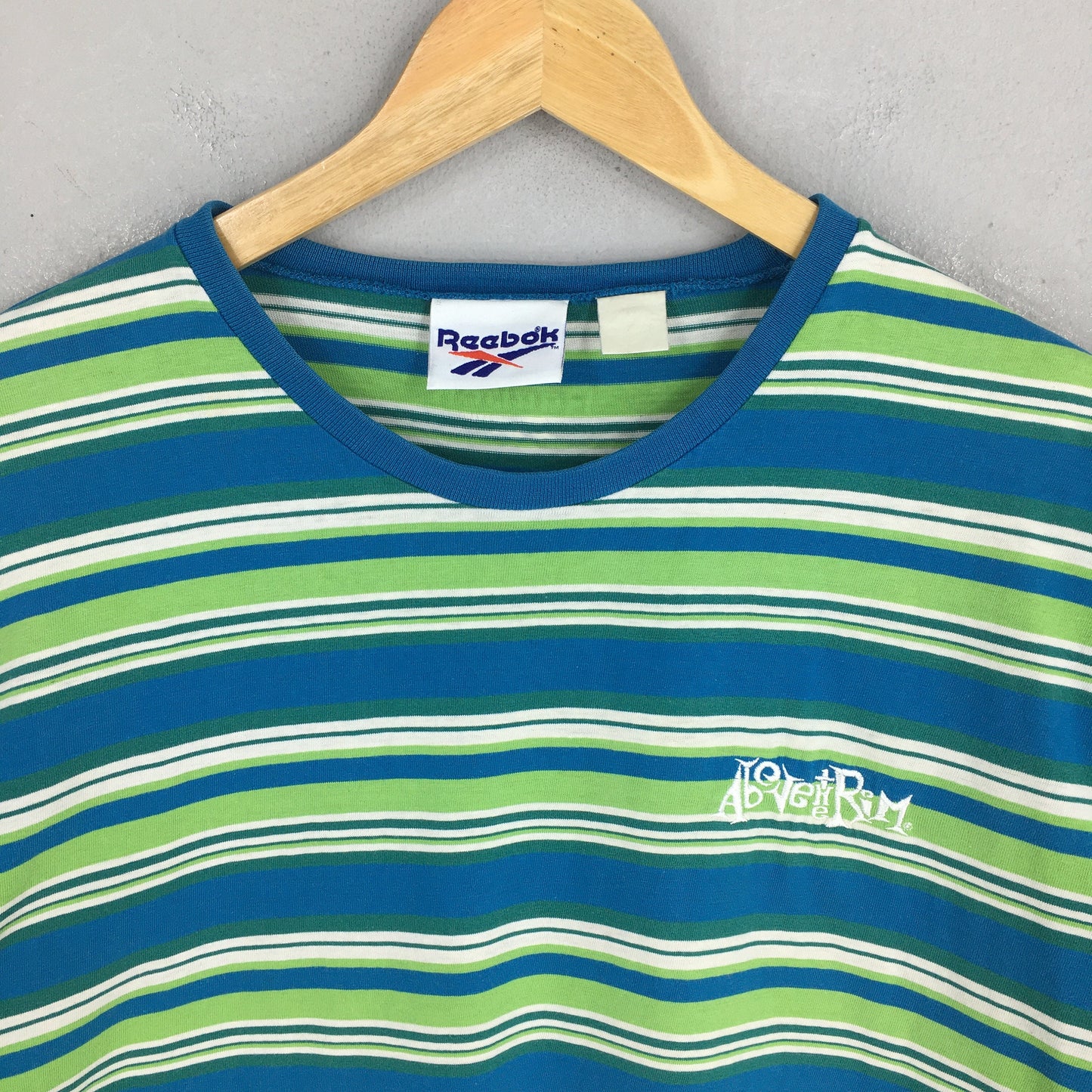 Reebok Sportswear Multicolor Stripes T shirt Medium