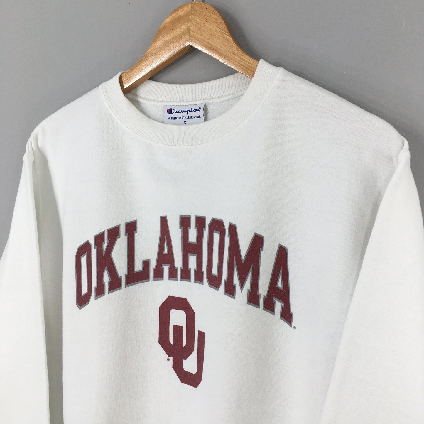 Champion Oklahoma University Sweatshirt Small