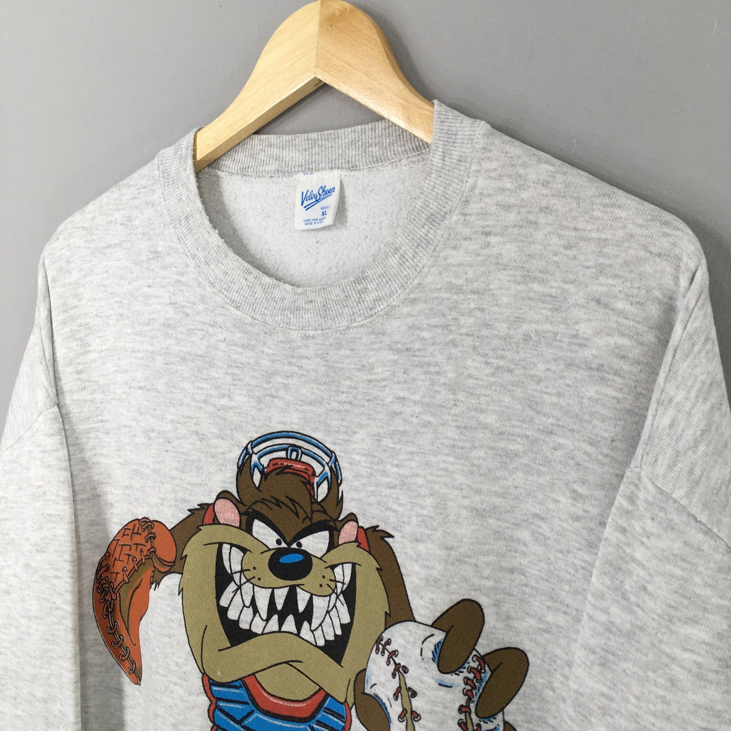 Taz-Mania Looney Tunes Squad Gray Sweatshirt XLarge