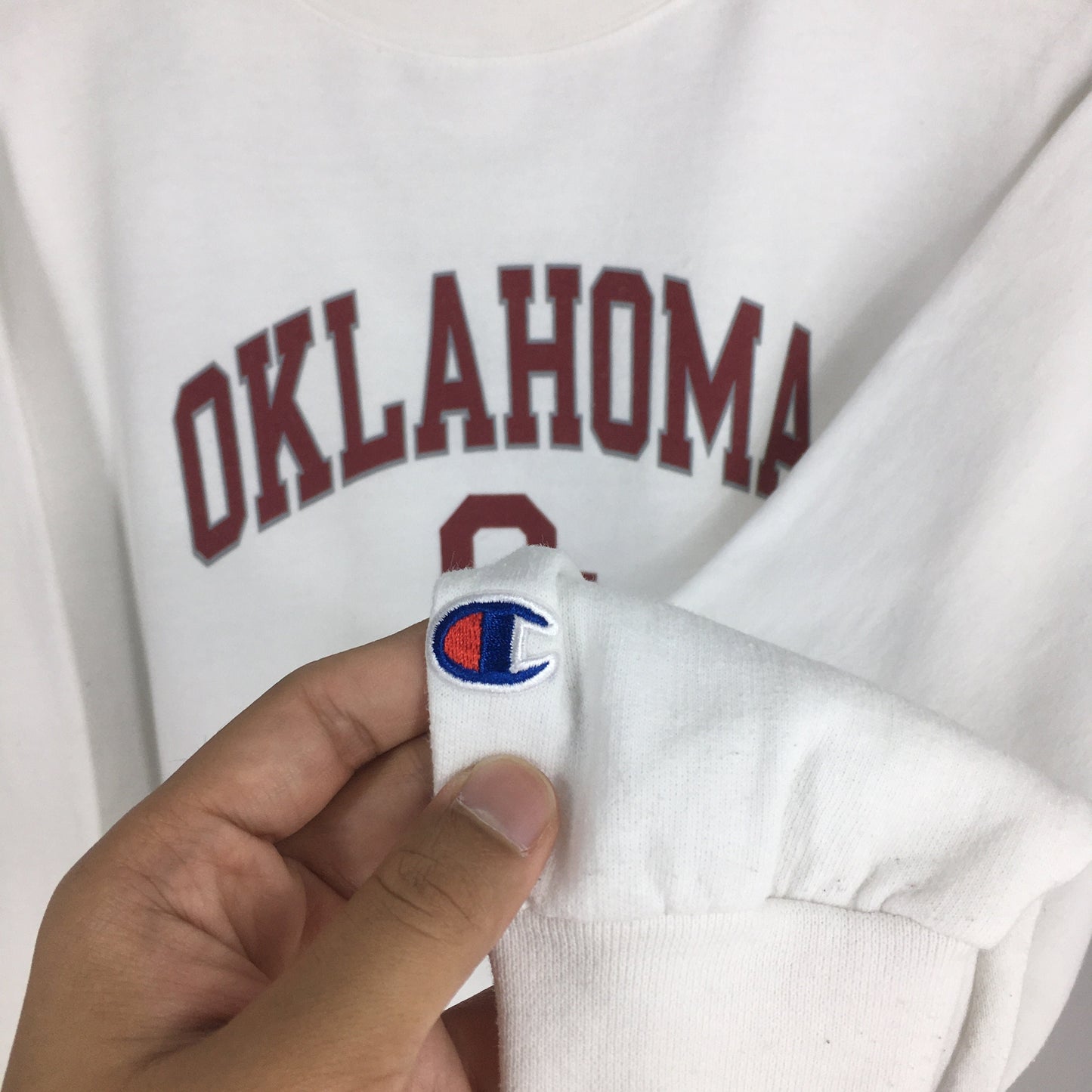 Champion Oklahoma University Sweatshirt Small