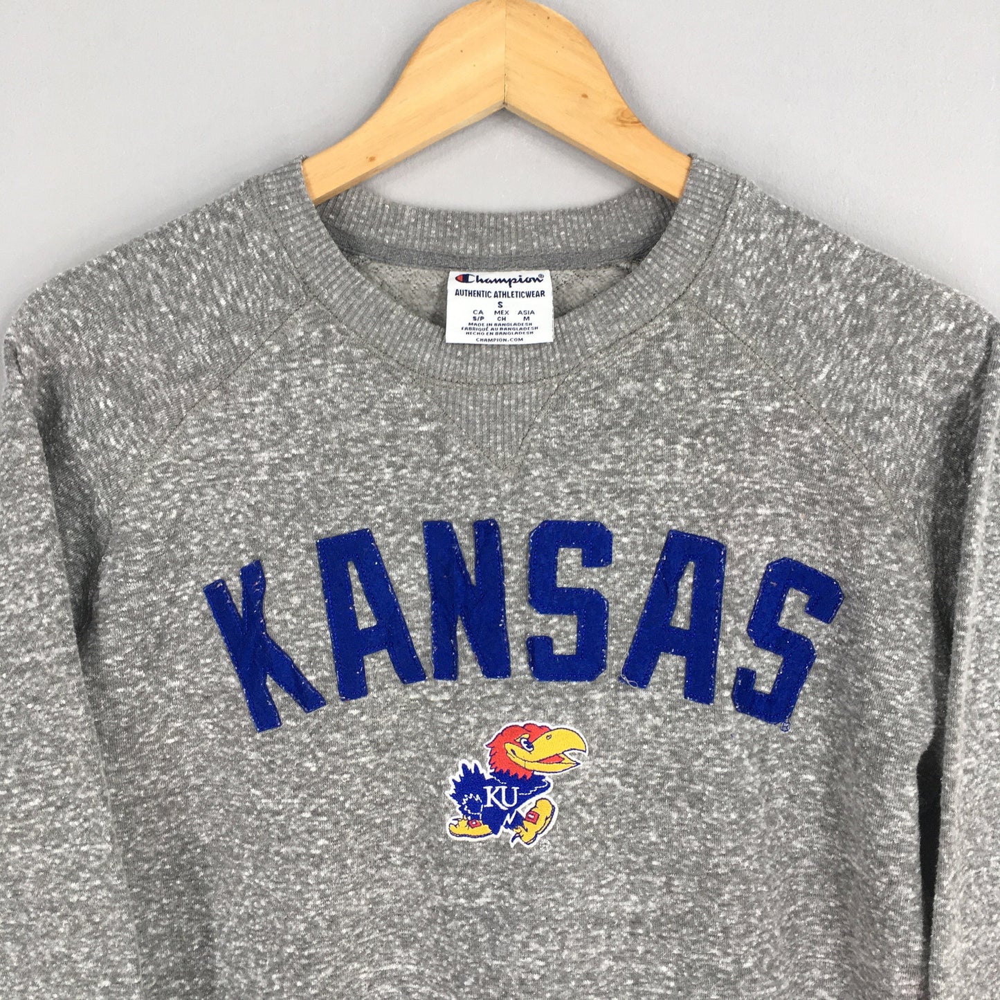 Kansas Jayhawks University Sweatshirt Small