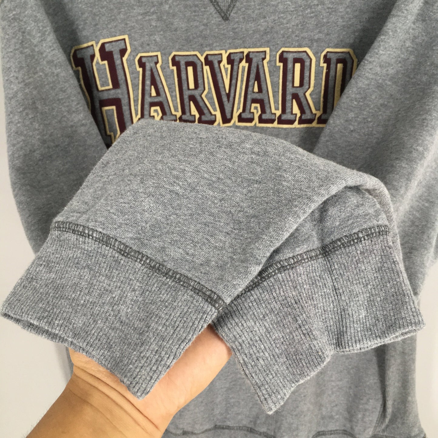 Harvard University Gray Sweatshirt Large