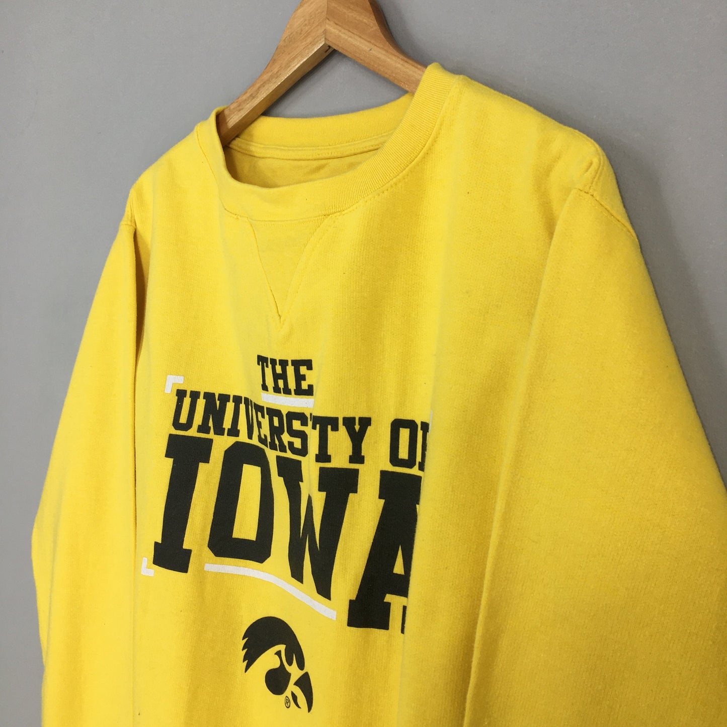 The University Of Iowa Sweatshirt XLarge