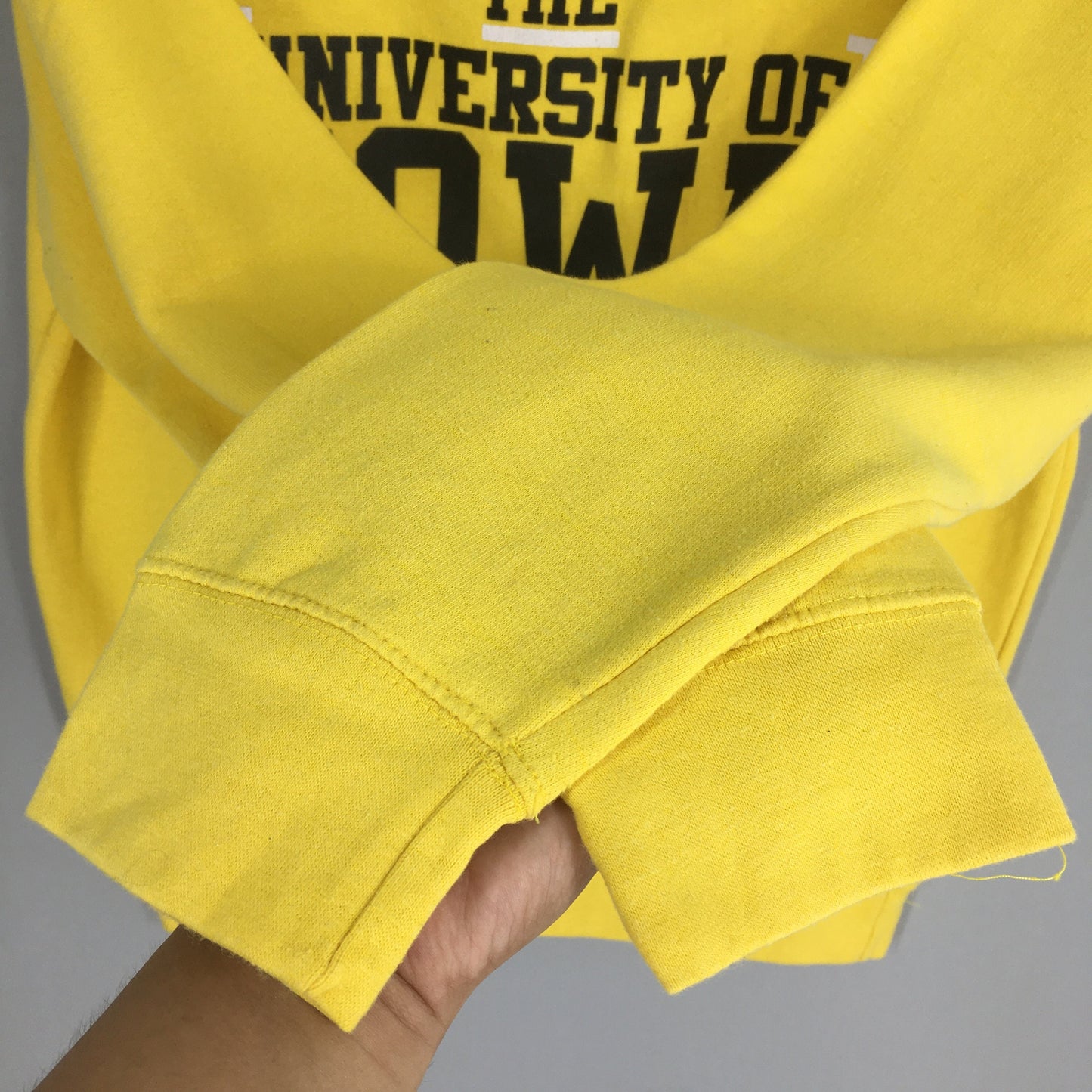 The University Of Iowa Sweatshirt XLarge