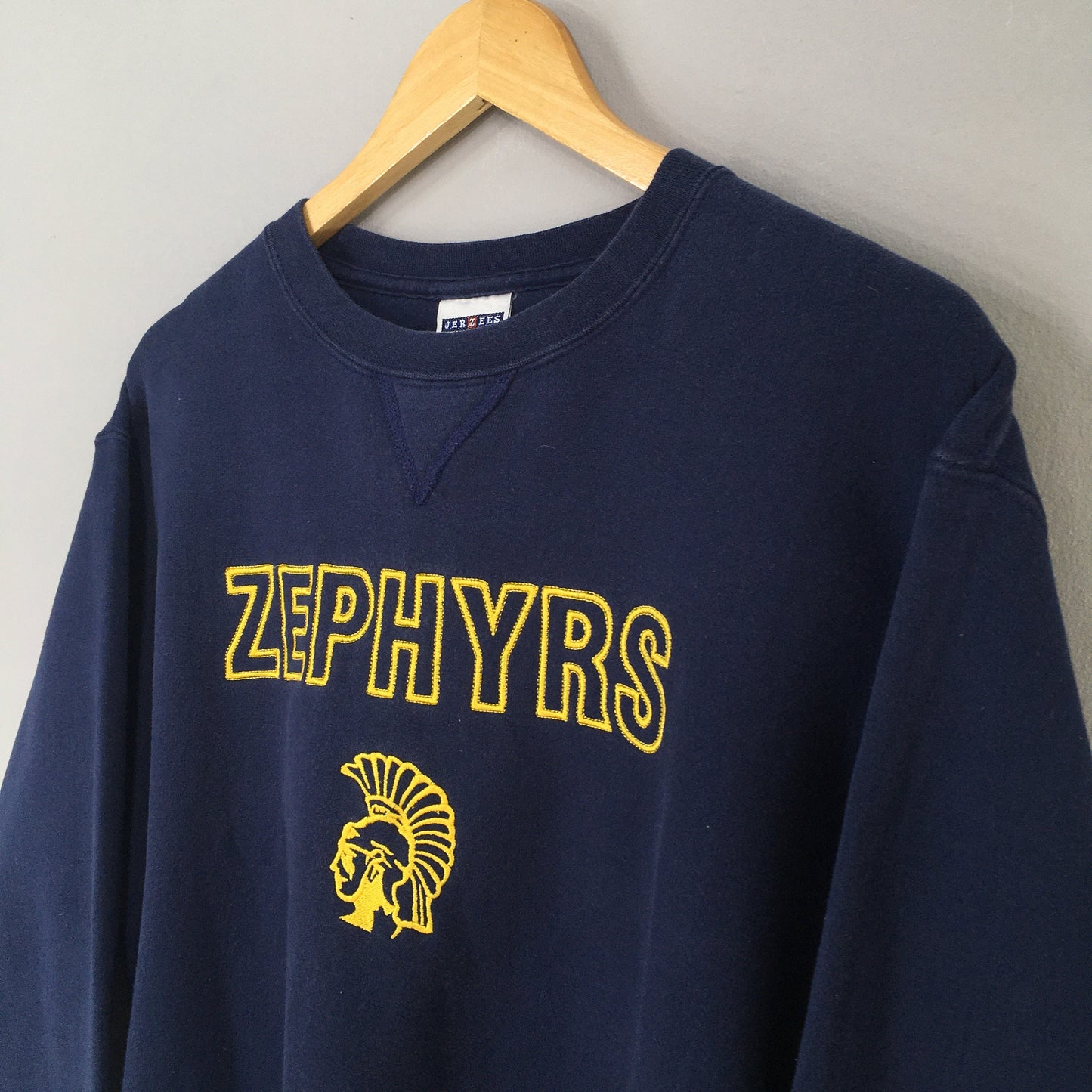 Mahtomedi Zephyr Sweatshirt Blue Sweater Medium