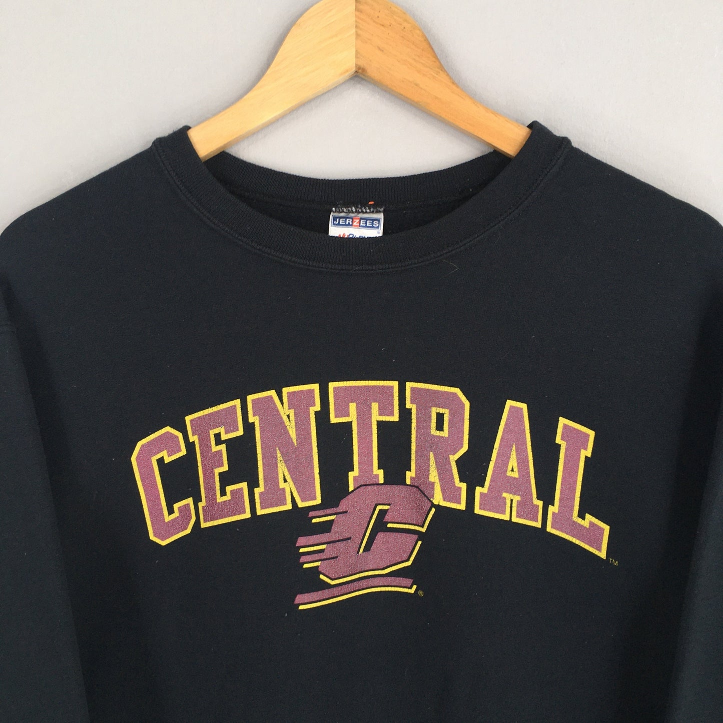 Central Michigan University Black Sweatshirt Medium