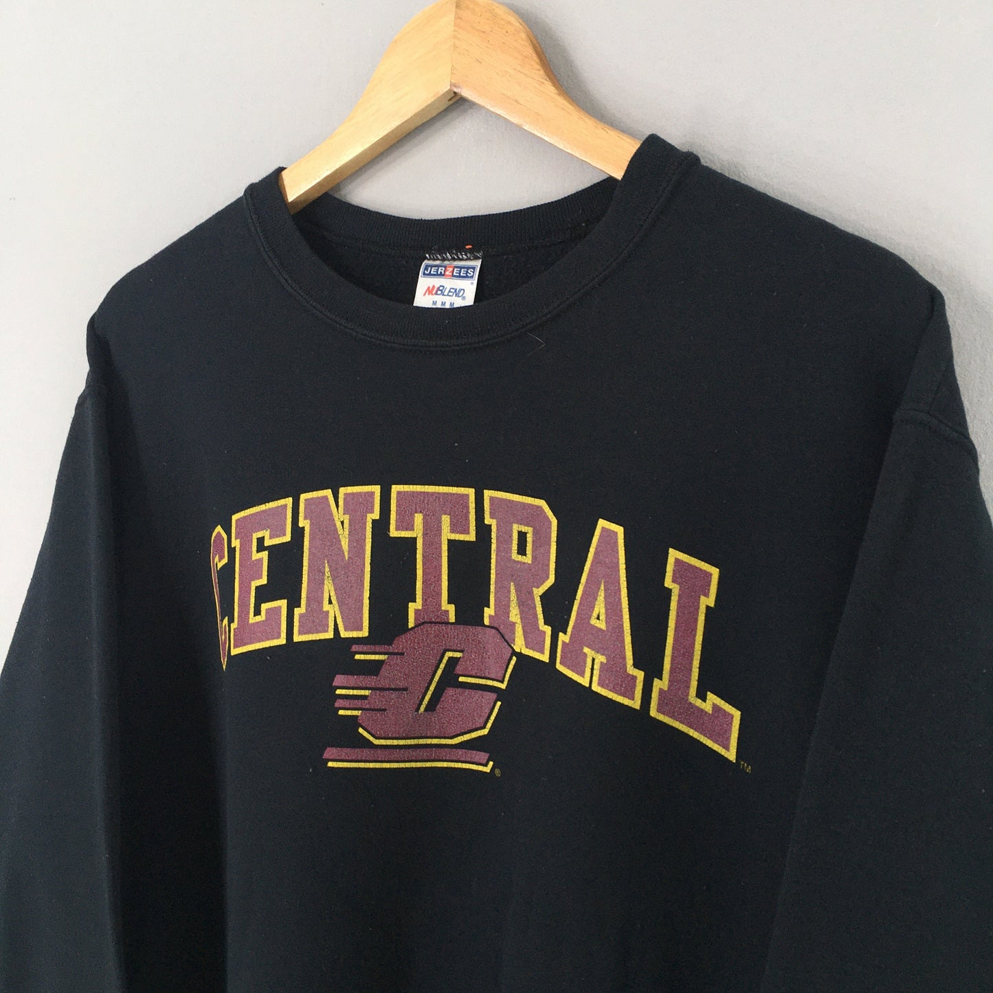 Central Michigan University Black Sweatshirt Medium