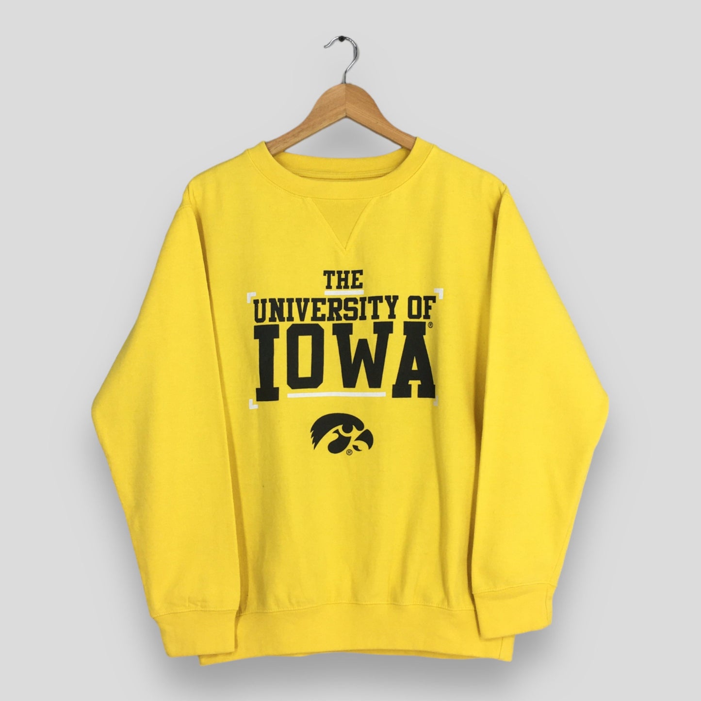 The University Of Iowa Sweatshirt XLarge