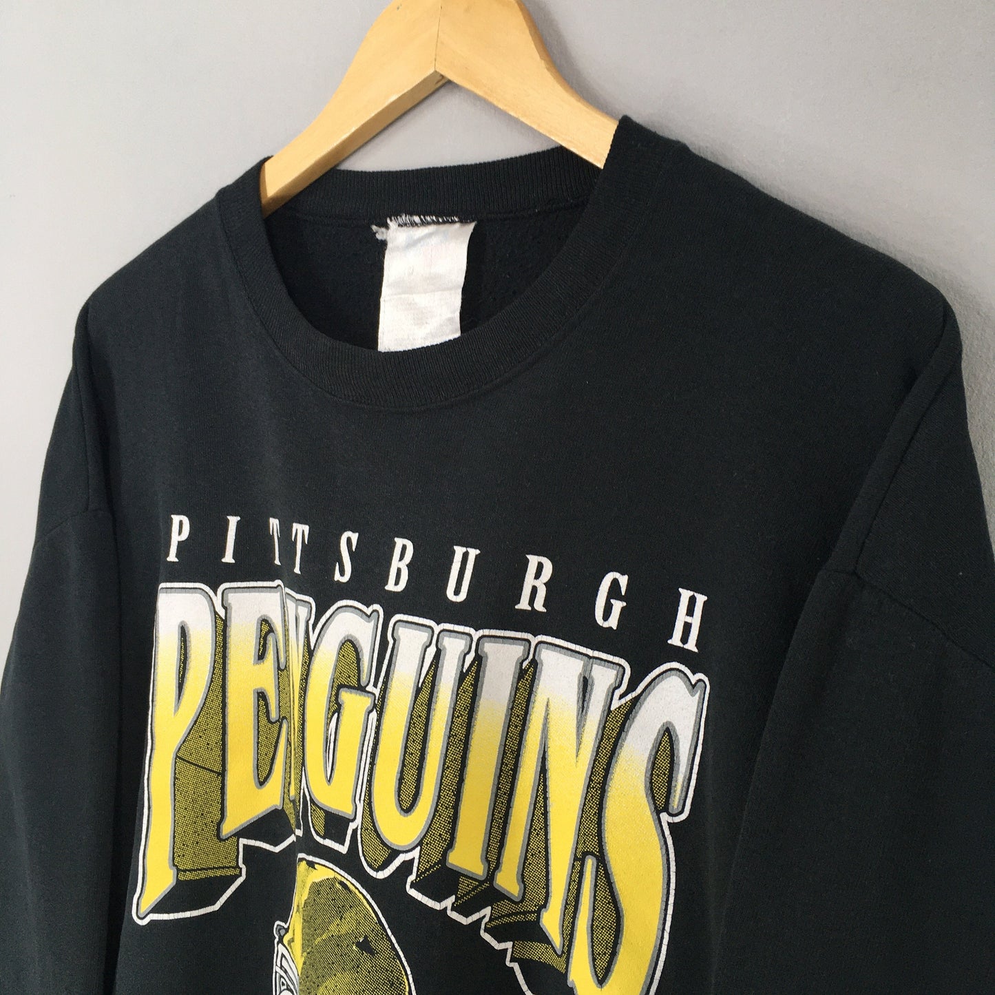 Pittsburgh Penguins NHL Hockey Sweatshirt Large