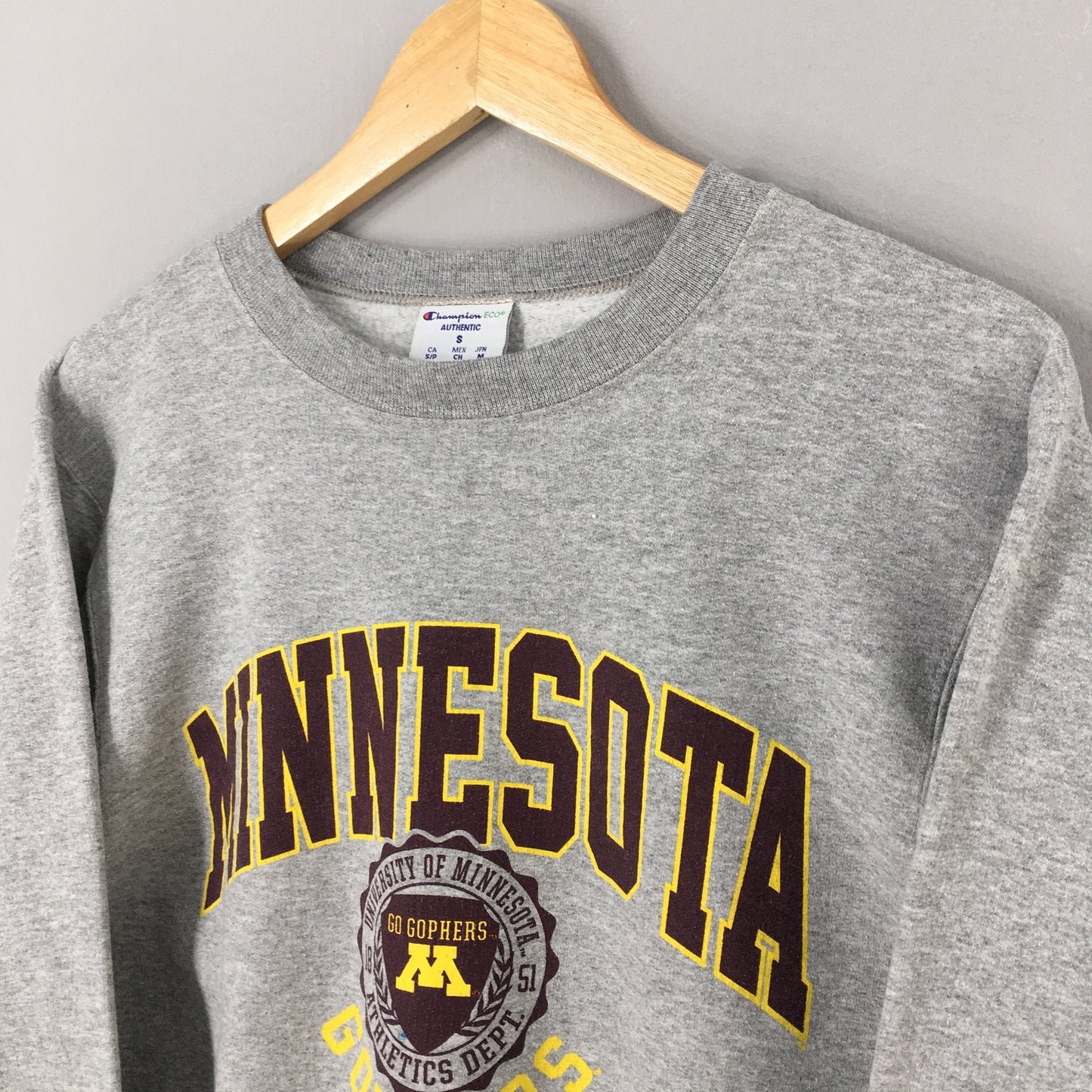 Minnesota University Gray Sweatshirts Small