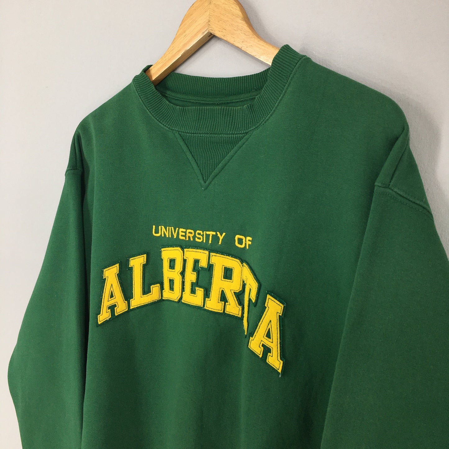 University of Alberta Sweatshirt Medium