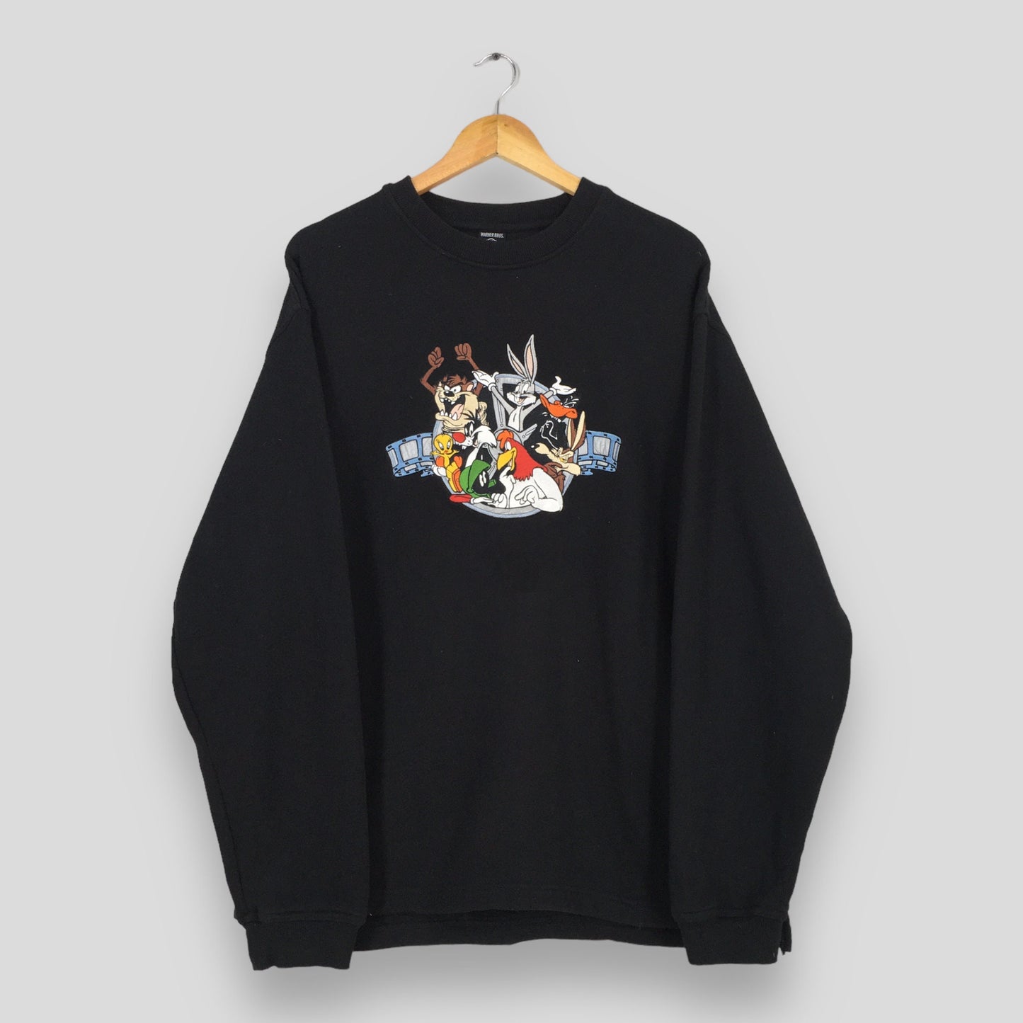 Looney Tunes Sweatshirt Medium